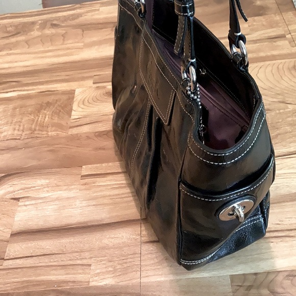 Coach Black Patent Leather Gallery EW Tote - Picture 4 of 8